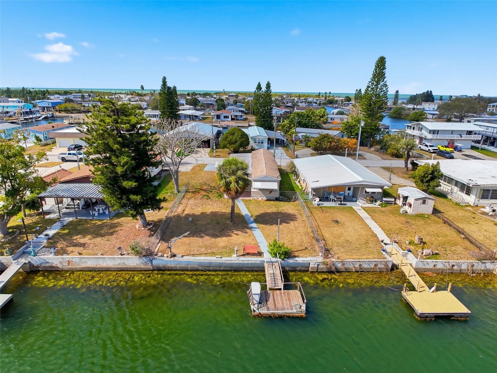 SIGNAL COVE - Residential