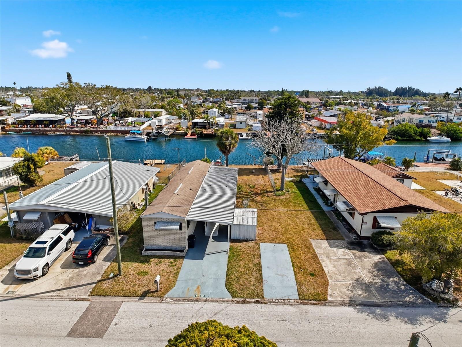 SIGNAL COVE - Residential