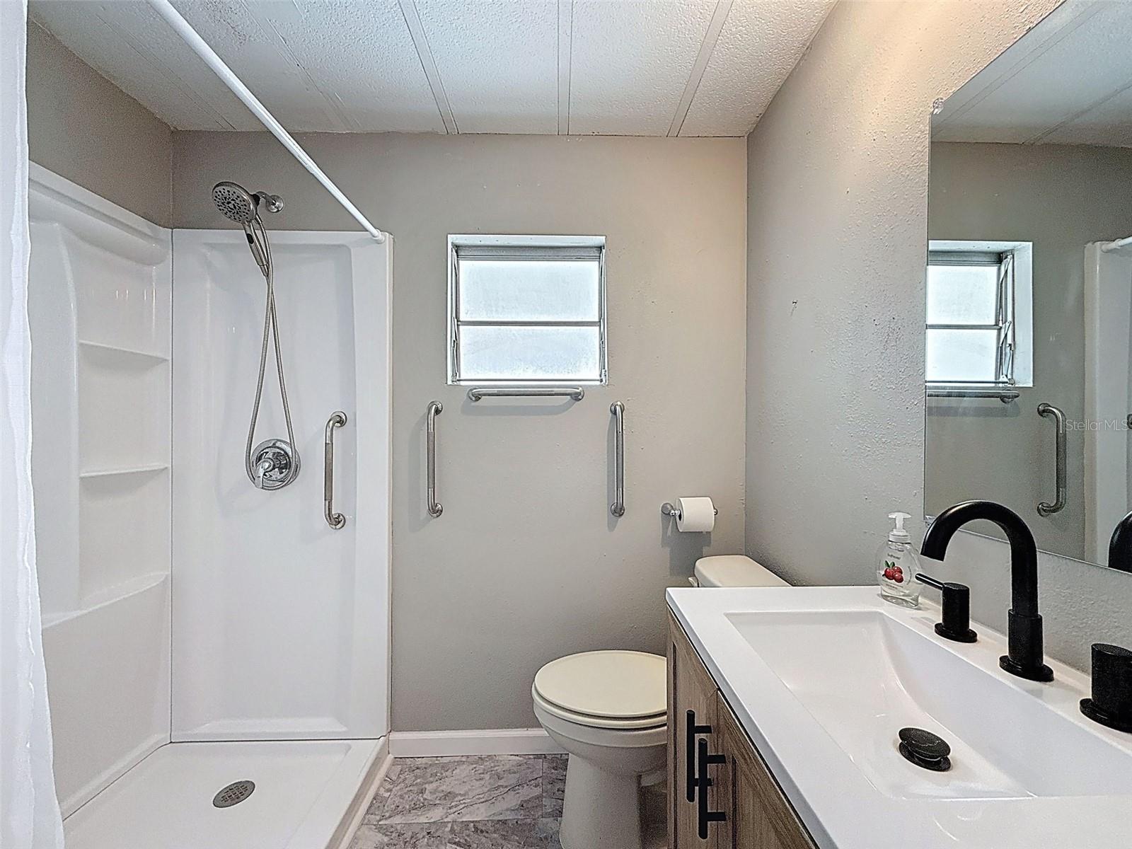 SIGNAL COVE - Residential