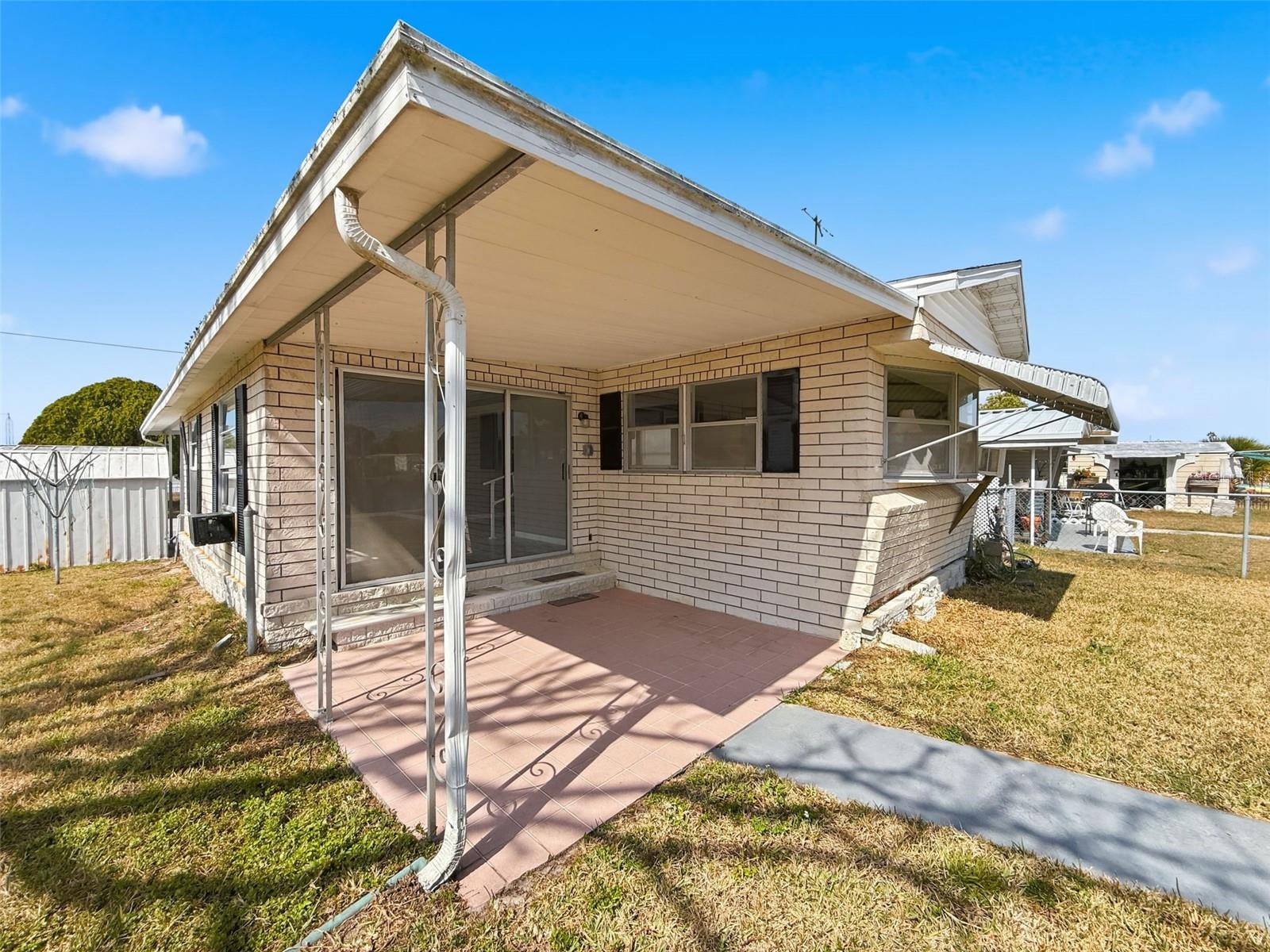 SIGNAL COVE - Residential