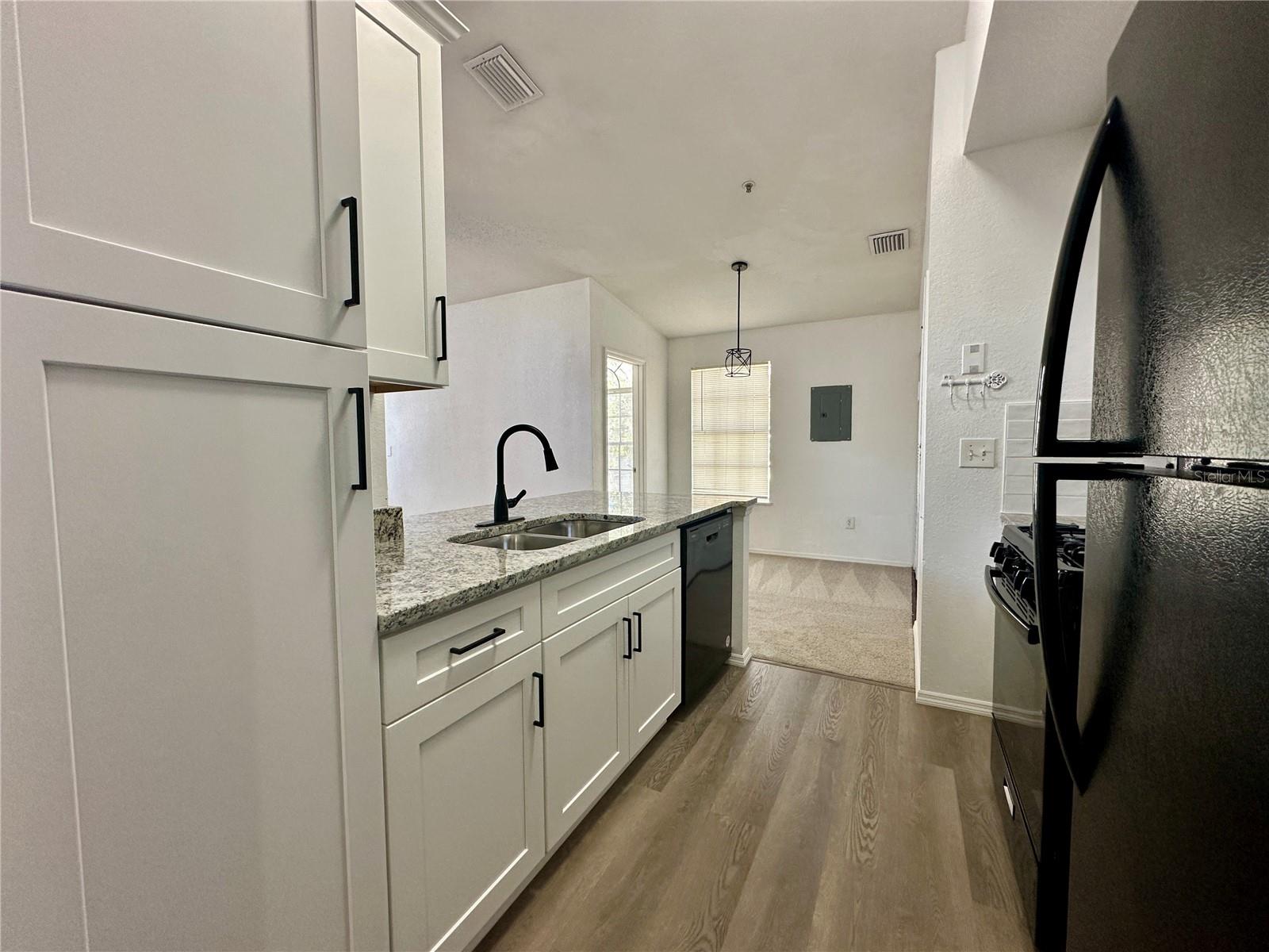 COLUMBIA ARMS CONDO - Residential Lease