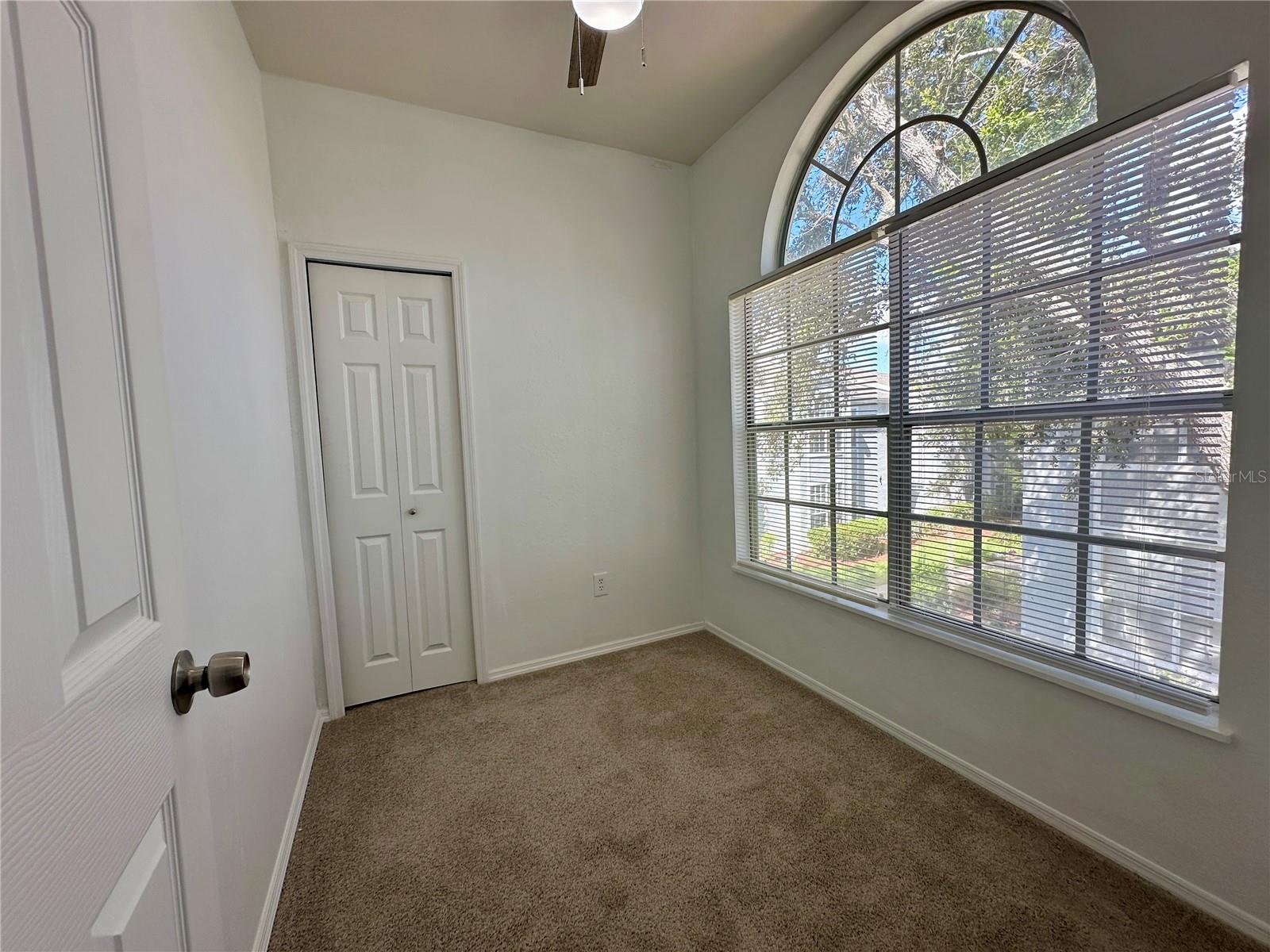 COLUMBIA ARMS CONDO - Residential Lease