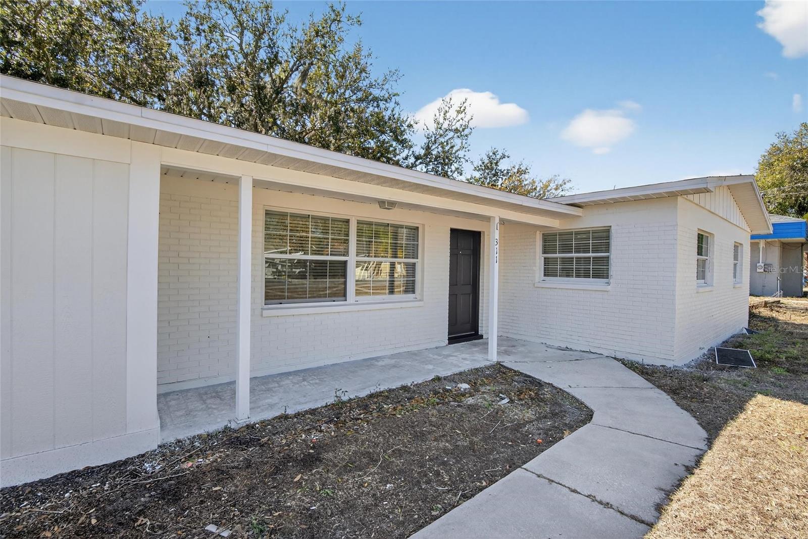 MULBERRY GARDENS - Residential Lease