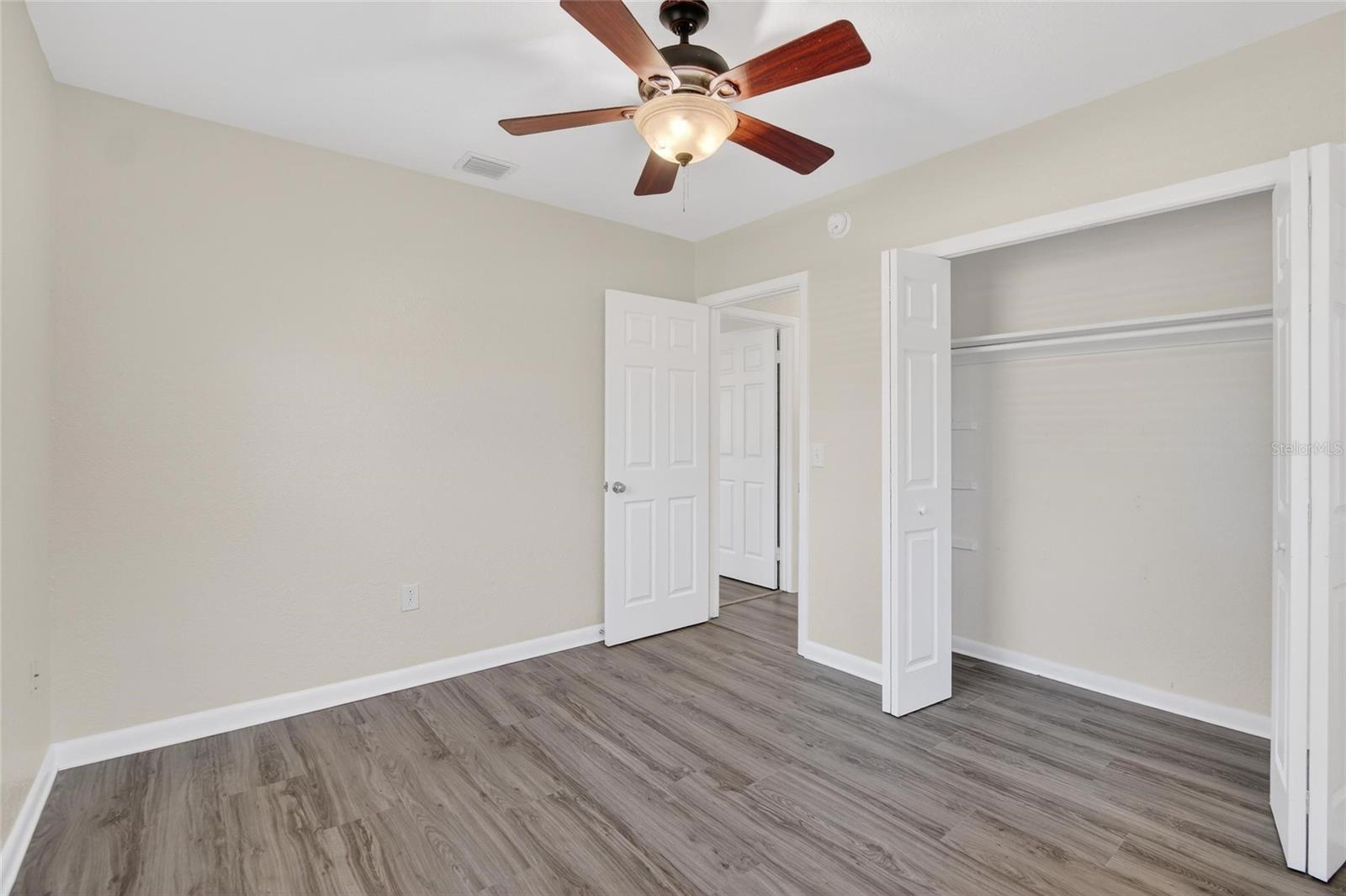 MULBERRY GARDENS - Residential Lease