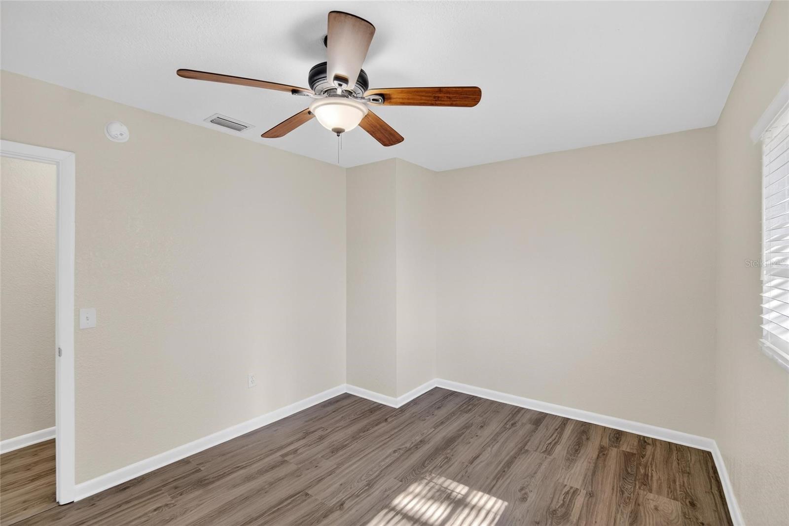 MULBERRY GARDENS - Residential Lease