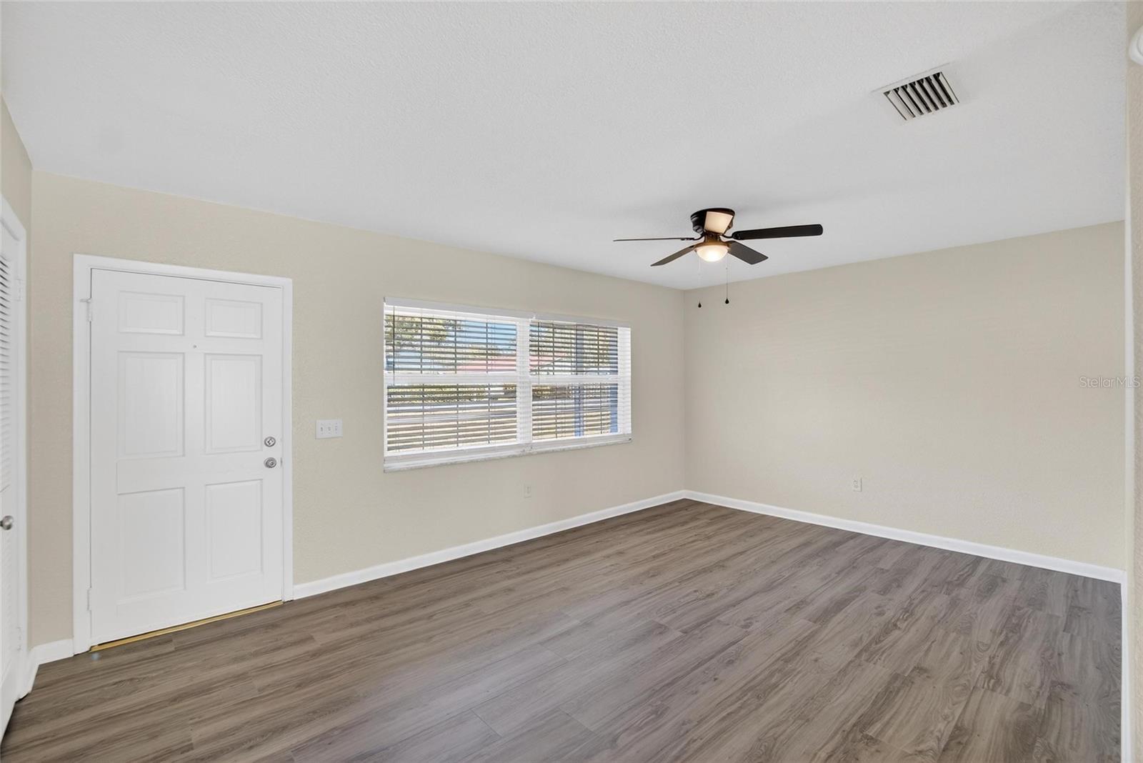 MULBERRY GARDENS - Residential Lease