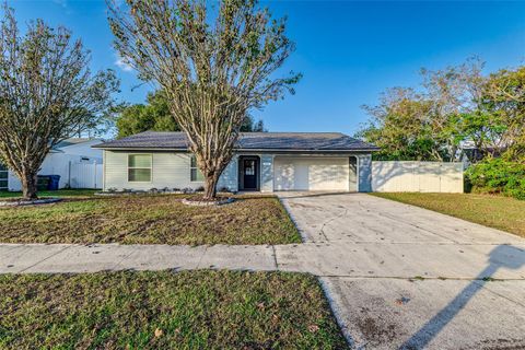 A home in WINTER HAVEN