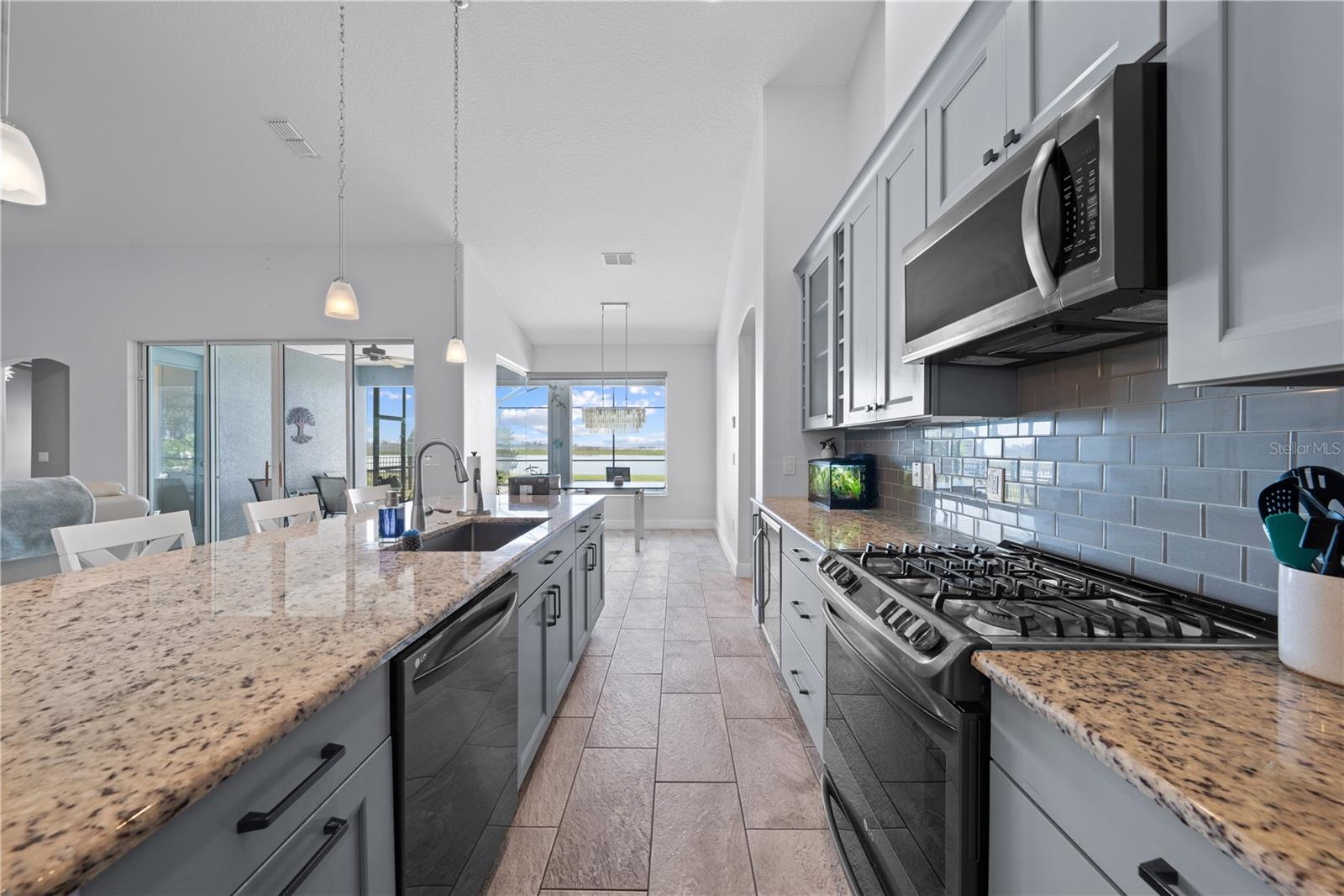 CYPRESS SHORES REP - Residential