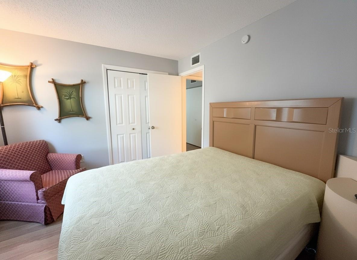 PATRIOT SQUARE APTS - Residential