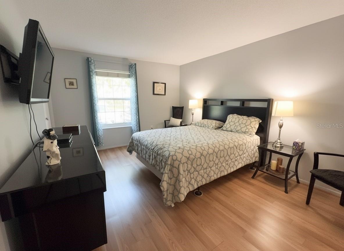 PATRIOT SQUARE APTS - Residential