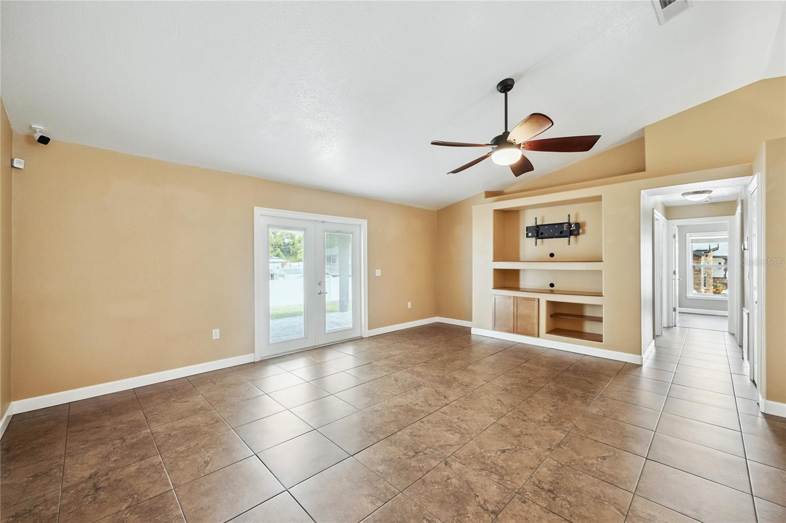 159 LARCHMONT DRIVE