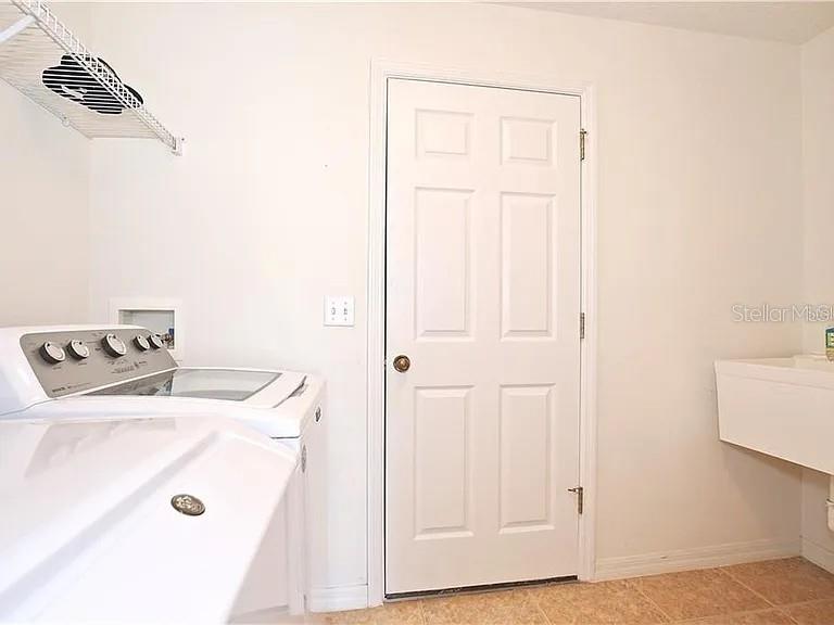 STONEYBROOK - Residential