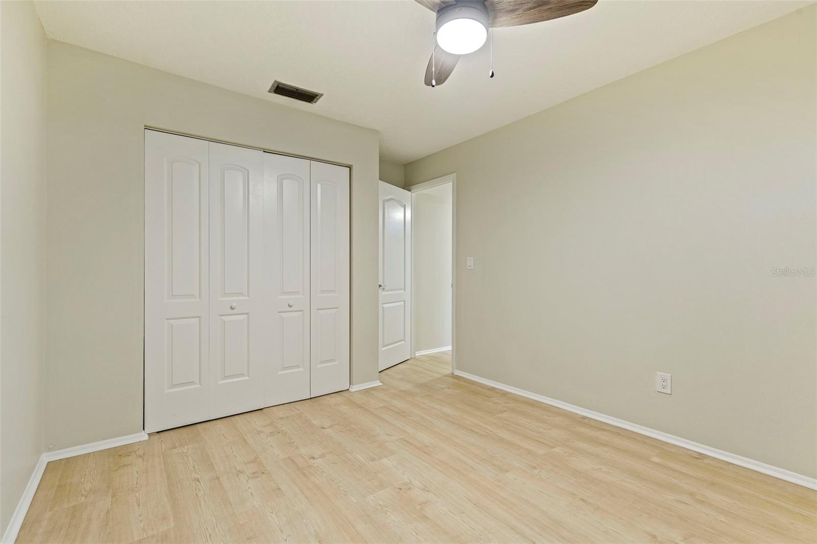 PIPERS GLEN - Residential Lease