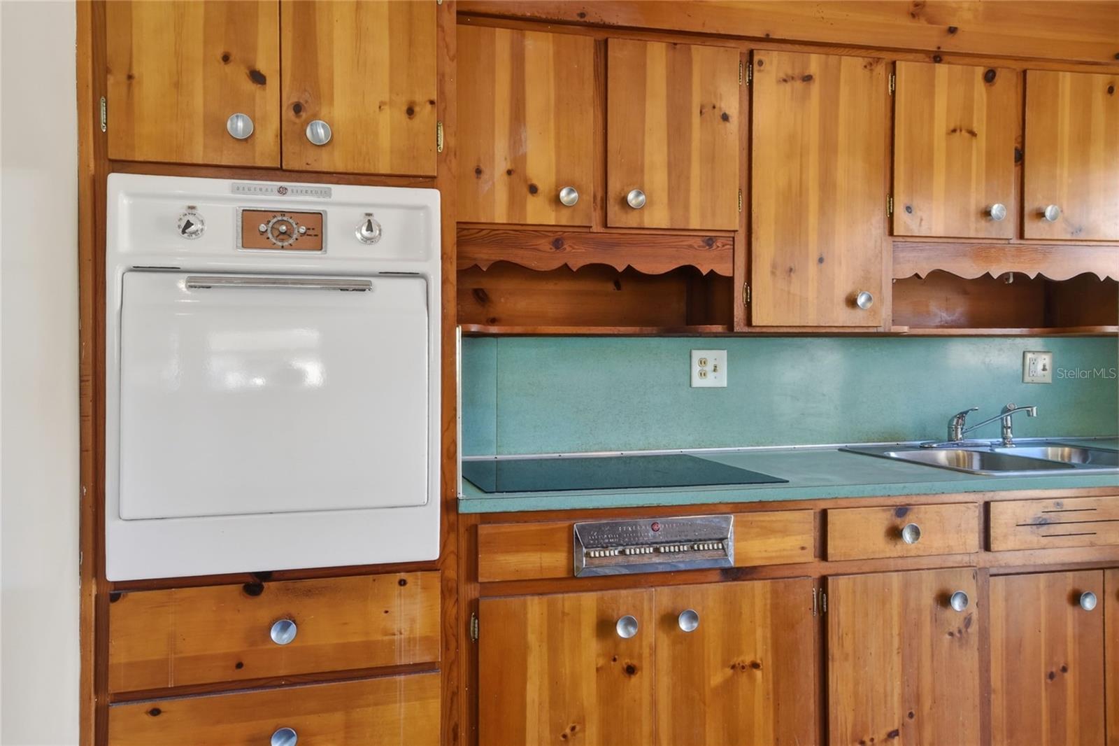 WOODLAND ESTATES PB 39 PG 29 - Residential