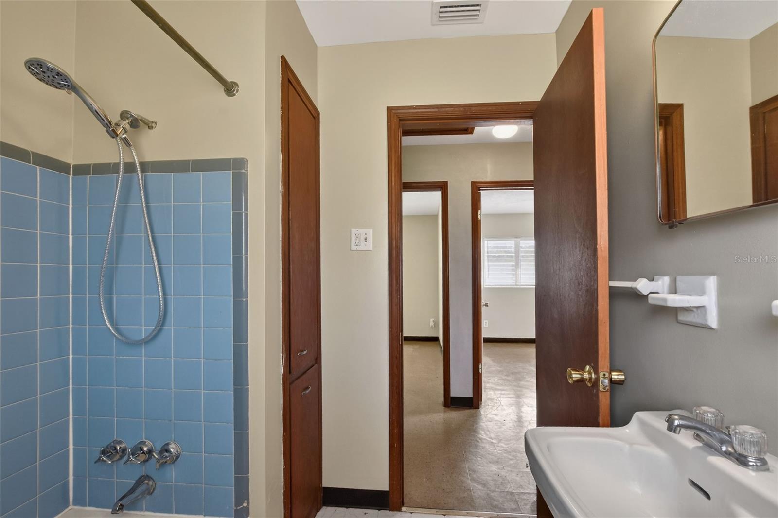 WOODLAND ESTATES PB 39 PG 29 - Residential