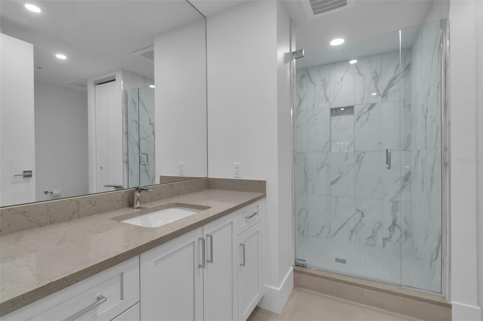 TEN35 SEASIDE - Residential