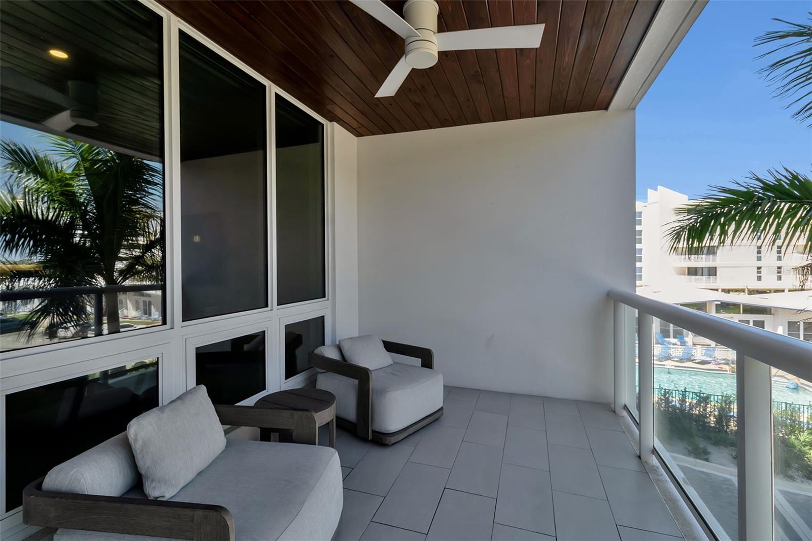 TEN35 SEASIDE - Residential