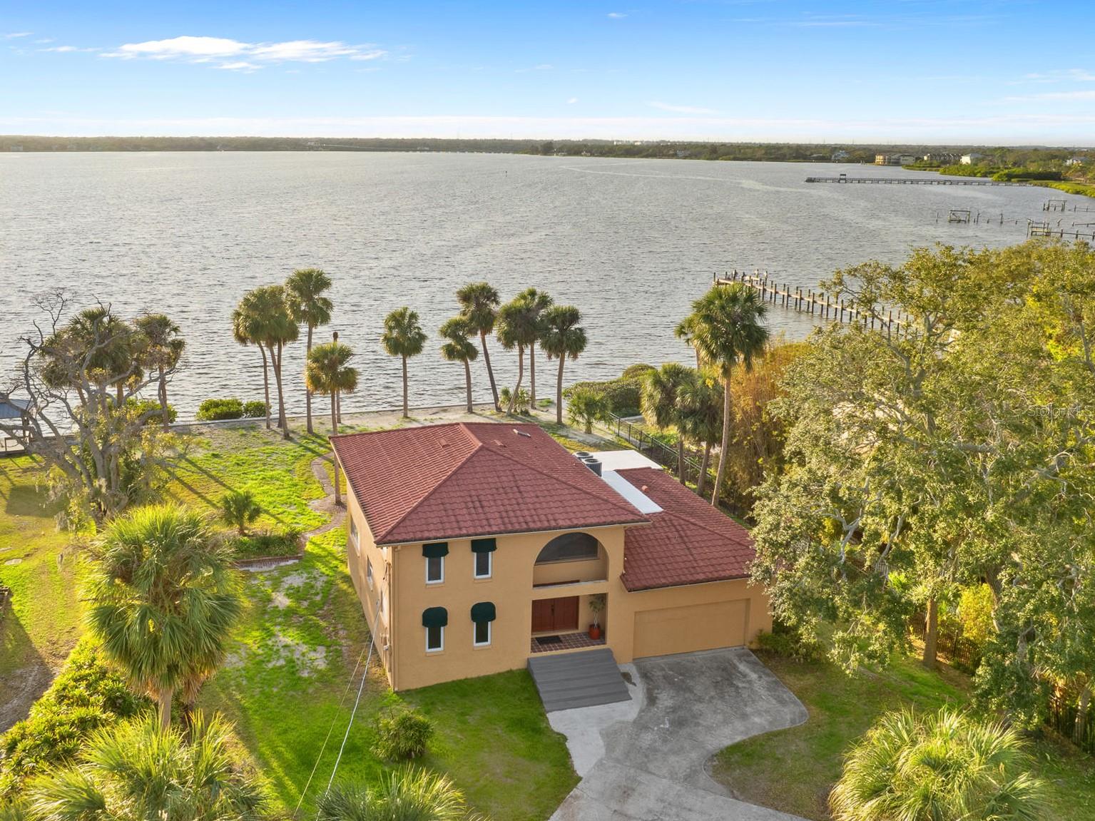 316 SHORE DRIVE E