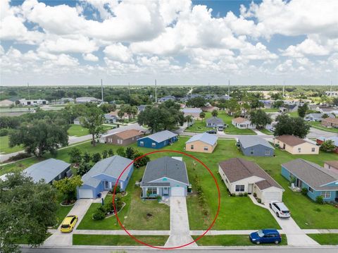 A home in PORT CHARLOTTE