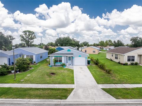 A home in PORT CHARLOTTE