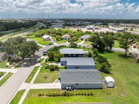 A home in PORT CHARLOTTE