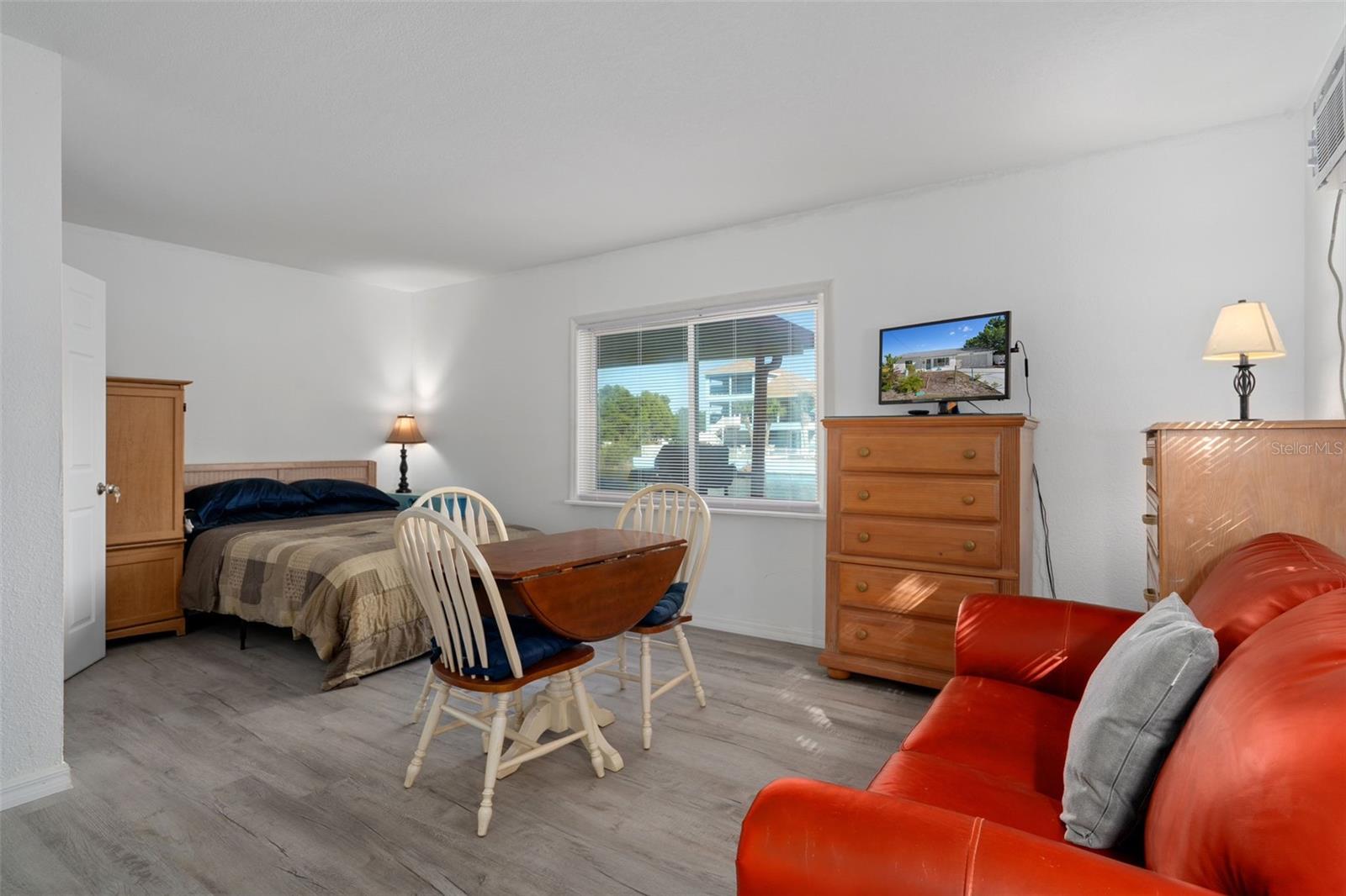 HERNANDO BEACH - Residential