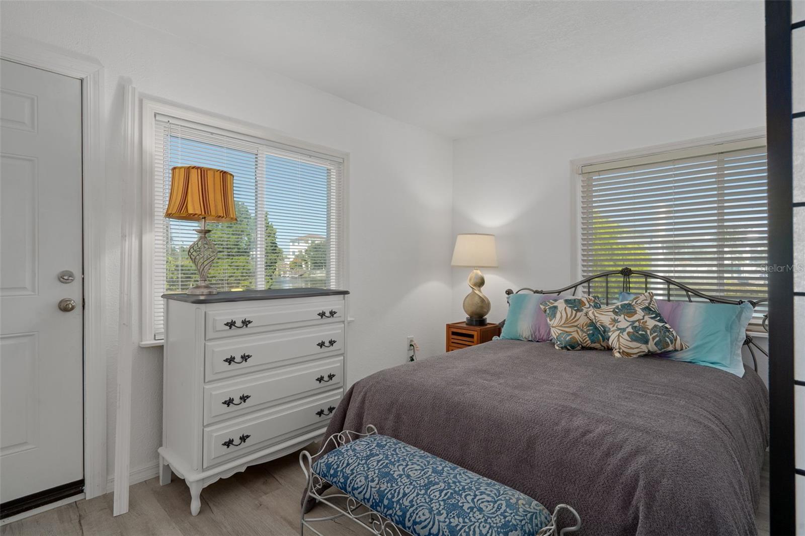 HERNANDO BEACH - Residential