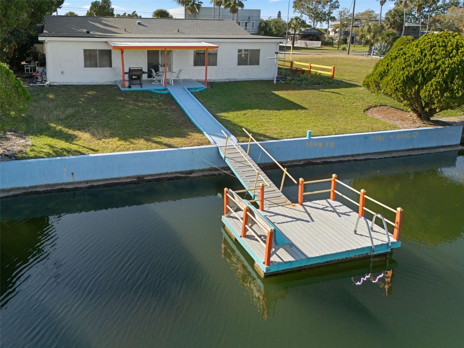 HERNANDO BEACH - Residential