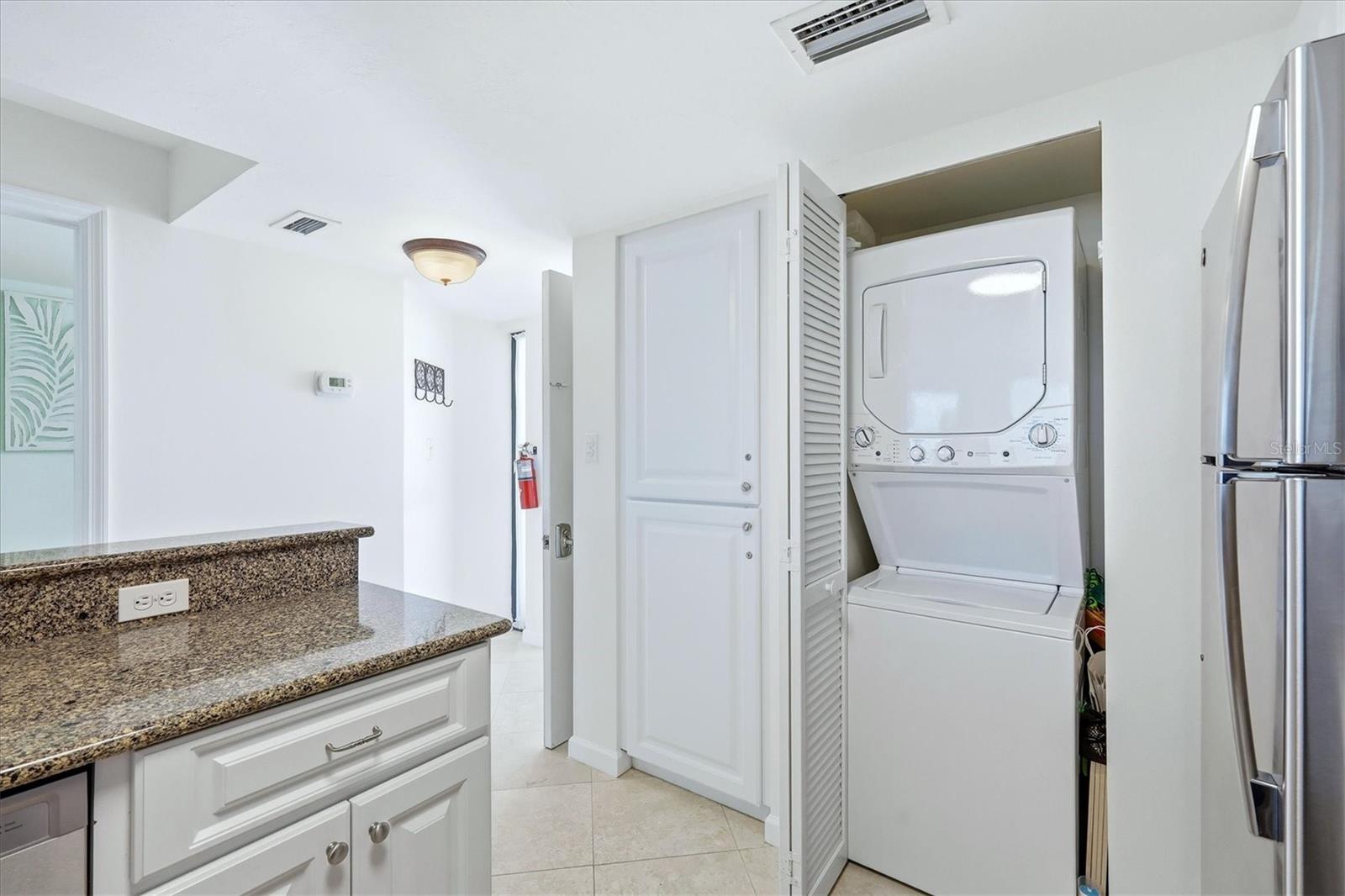 BEACH CHALET BLD G - Residential