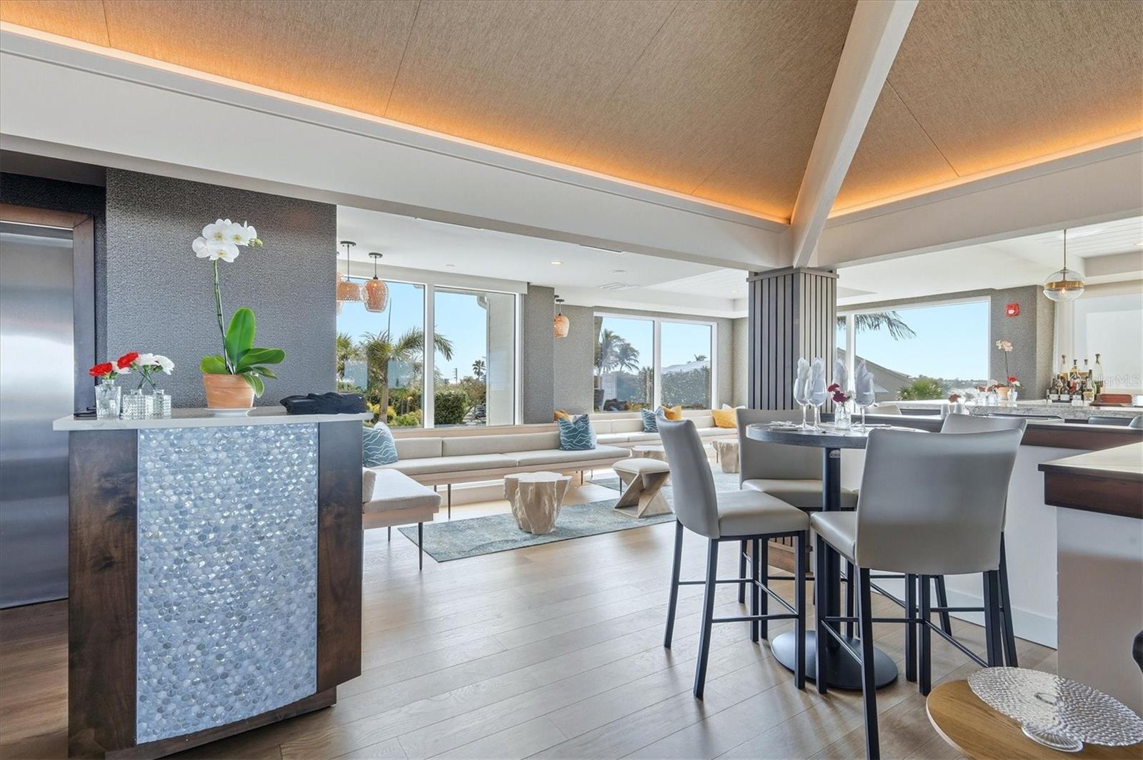 BEACH CHALET BLD G - Residential