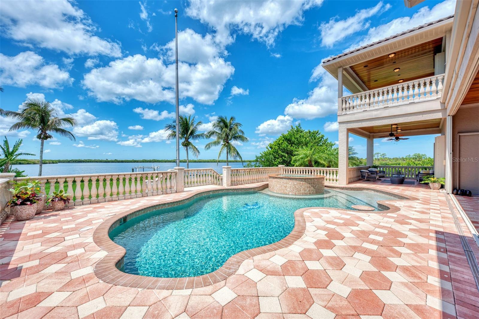 SOUTH BAYVIEW ESTATES - Residential