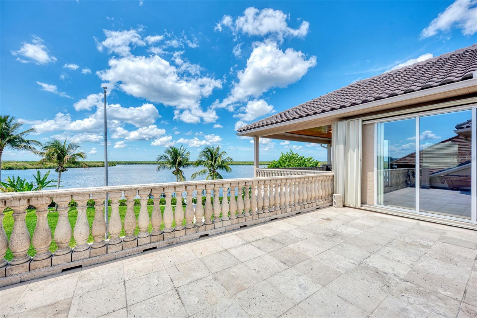 SOUTH BAYVIEW ESTATES - Residential