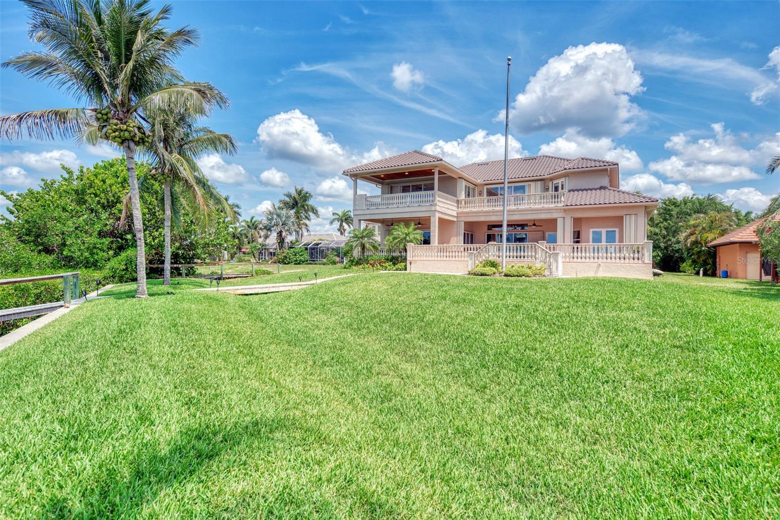 SOUTH BAYVIEW ESTATES - Residential