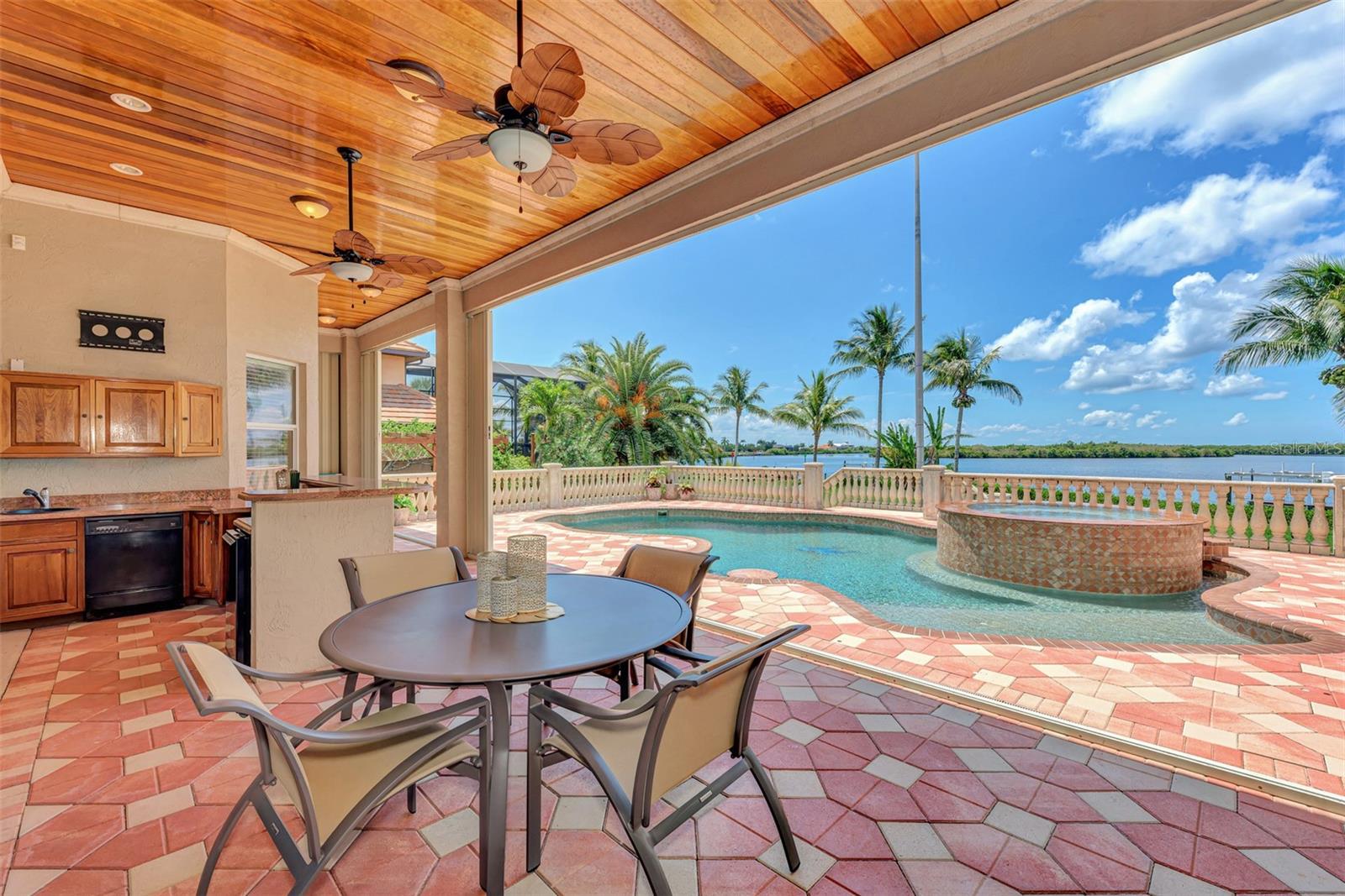 SOUTH BAYVIEW ESTATES - Residential
