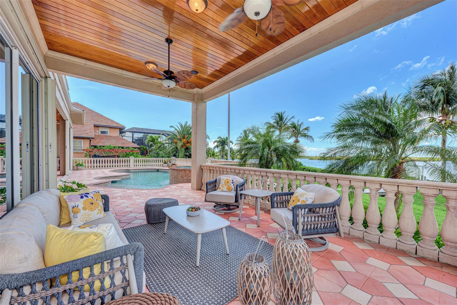 SOUTH BAYVIEW ESTATES - Residential