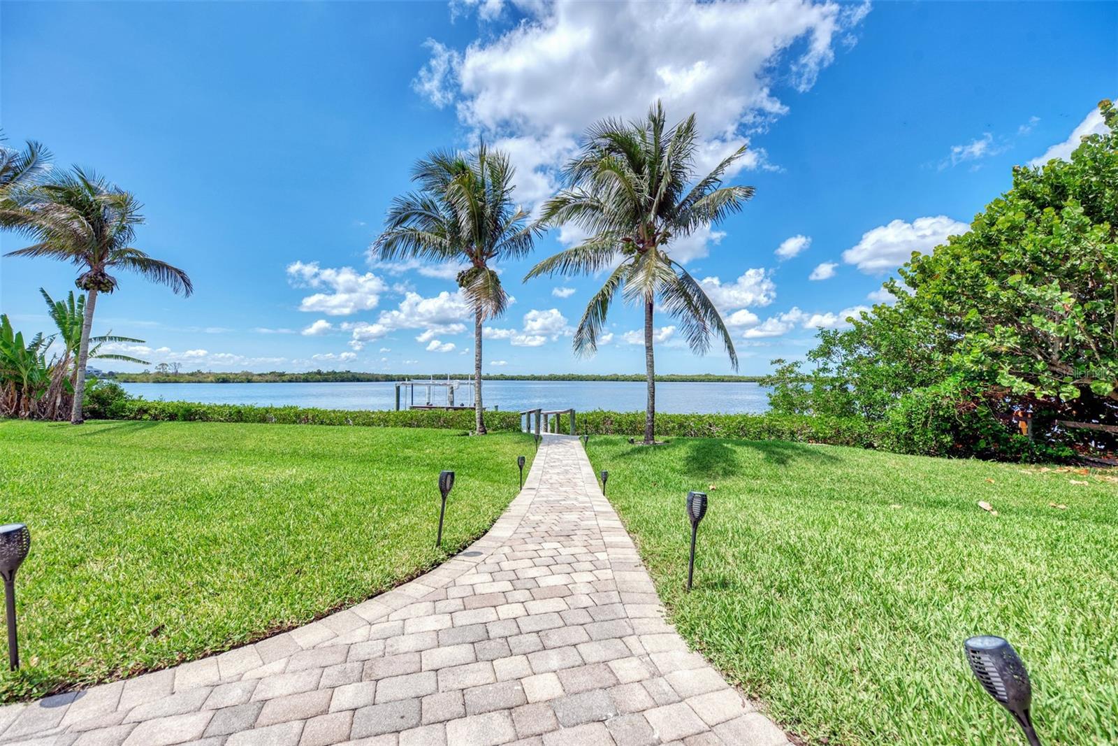 SOUTH BAYVIEW ESTATES - Residential
