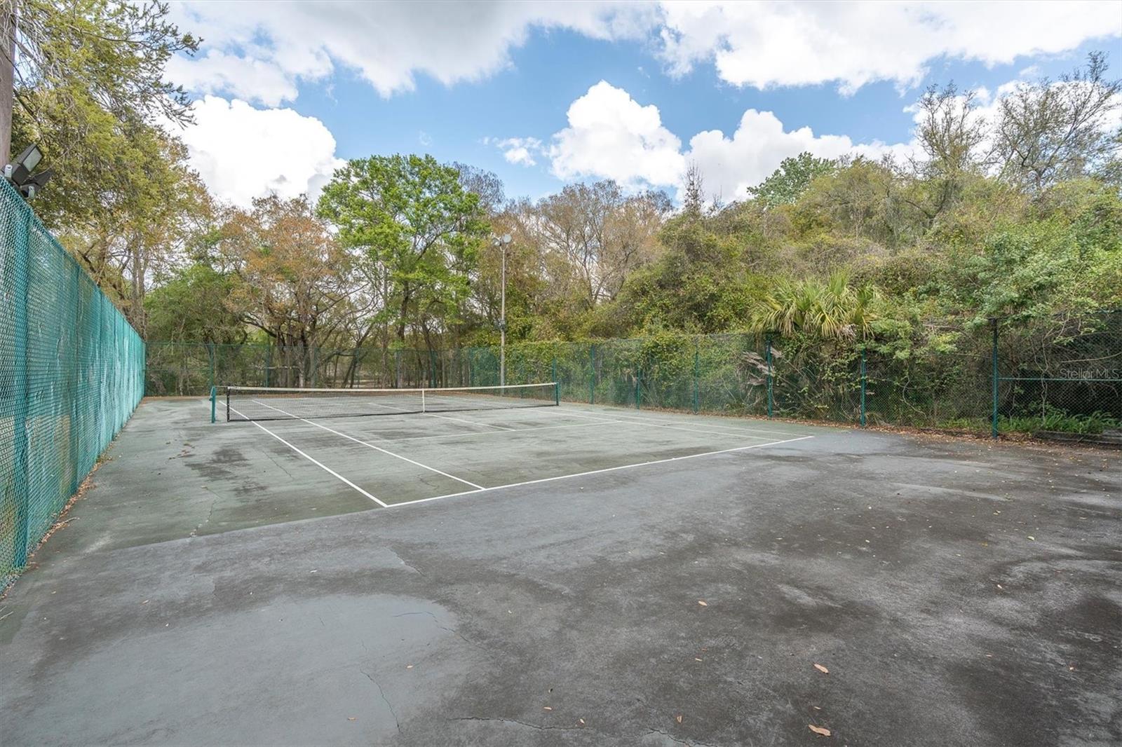 CRESCENT FOREST - Residential