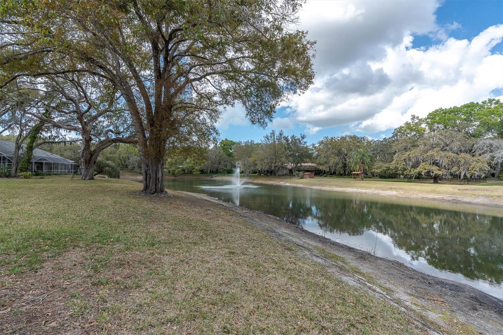 CRESCENT FOREST - Residential