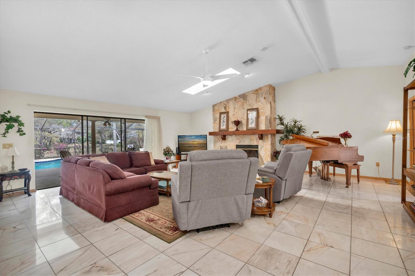 CRESCENT FOREST - Residential