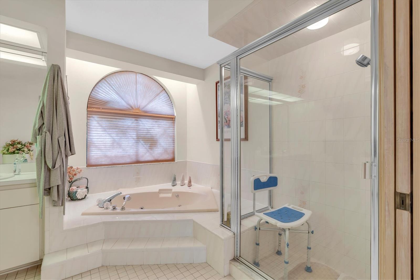 CRESCENT FOREST - Residential