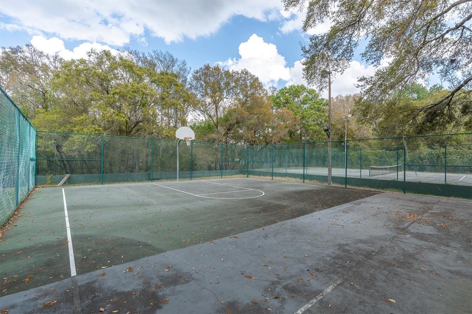 CRESCENT FOREST - Residential