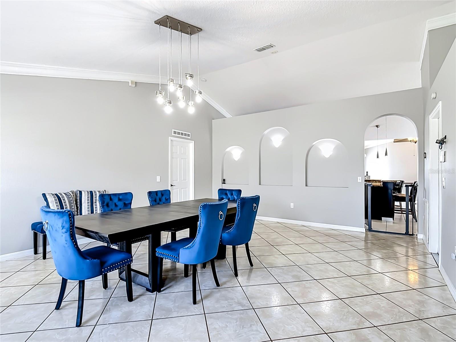 3013 MANDOLIN DRIVE