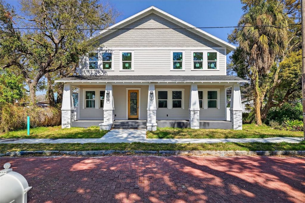 Photo of 204 E Adalee Street, Tampa, FL 33603 (MLS # TB8442919)