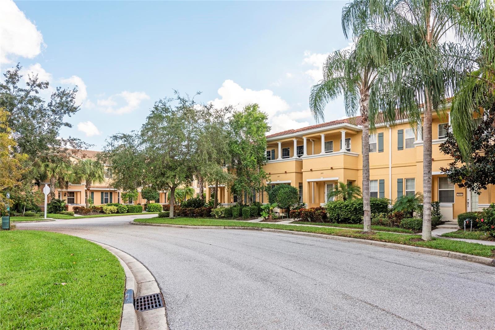 SAN MICHELE AT UNIVERSITY COMMONS - Residential