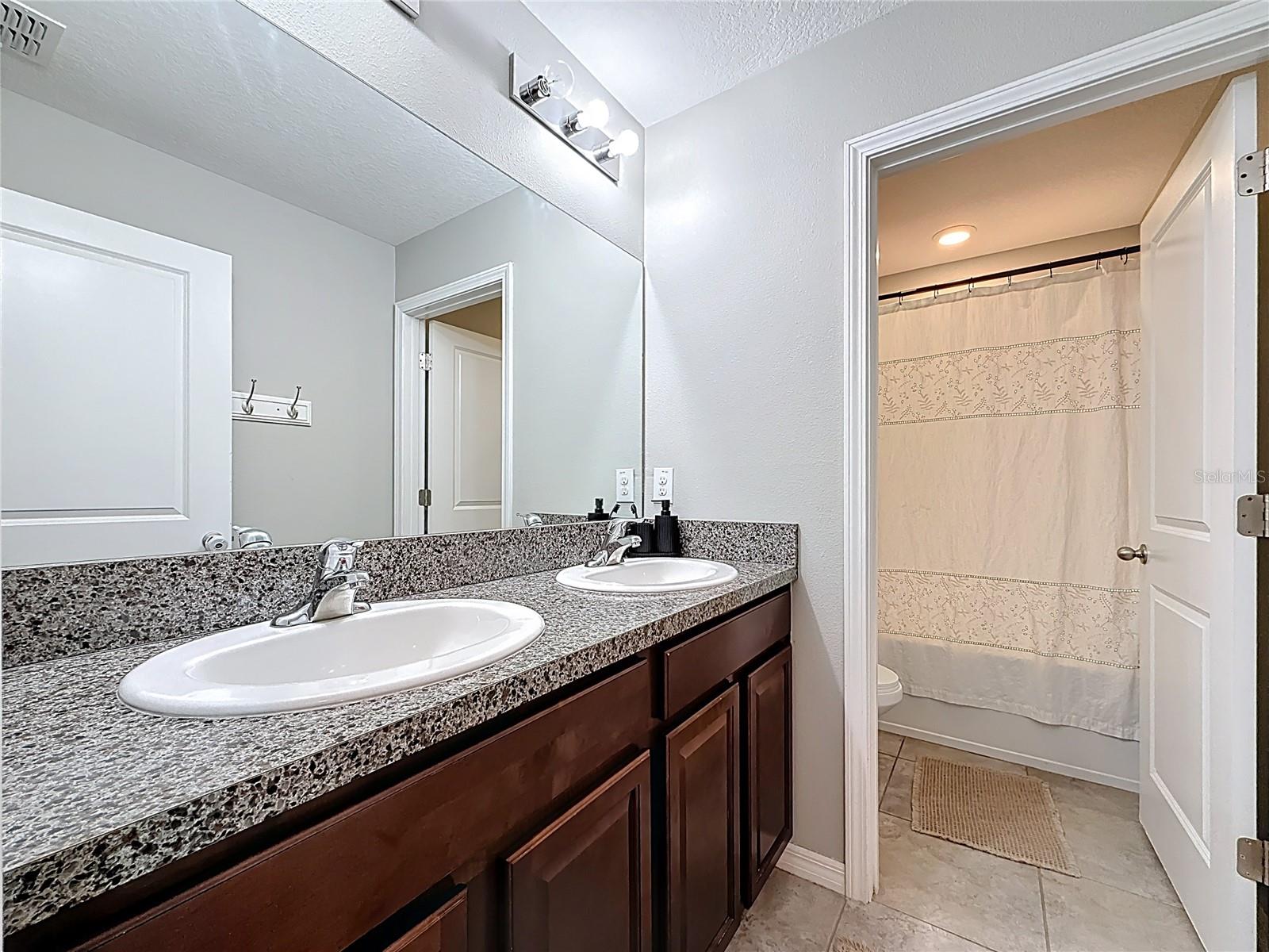 TWIN CREEKS PH 1 & 2 - Residential