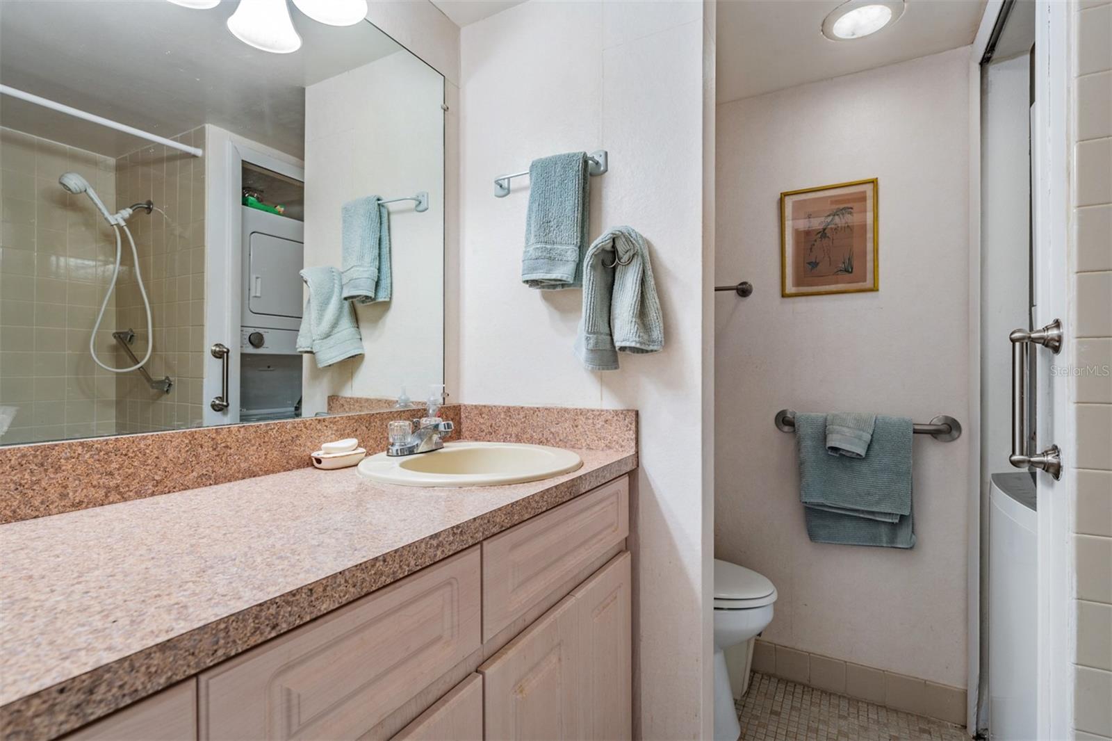WINDRUSH BAY CONDO - Residential