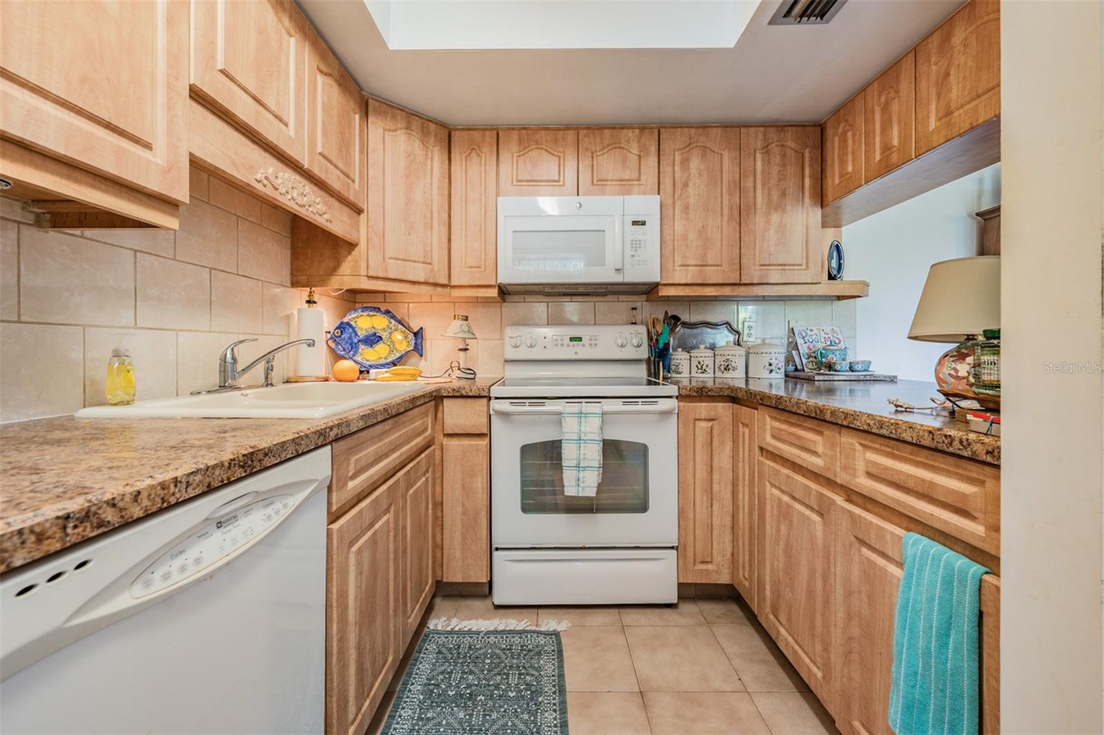 WINDRUSH BAY CONDO - Residential