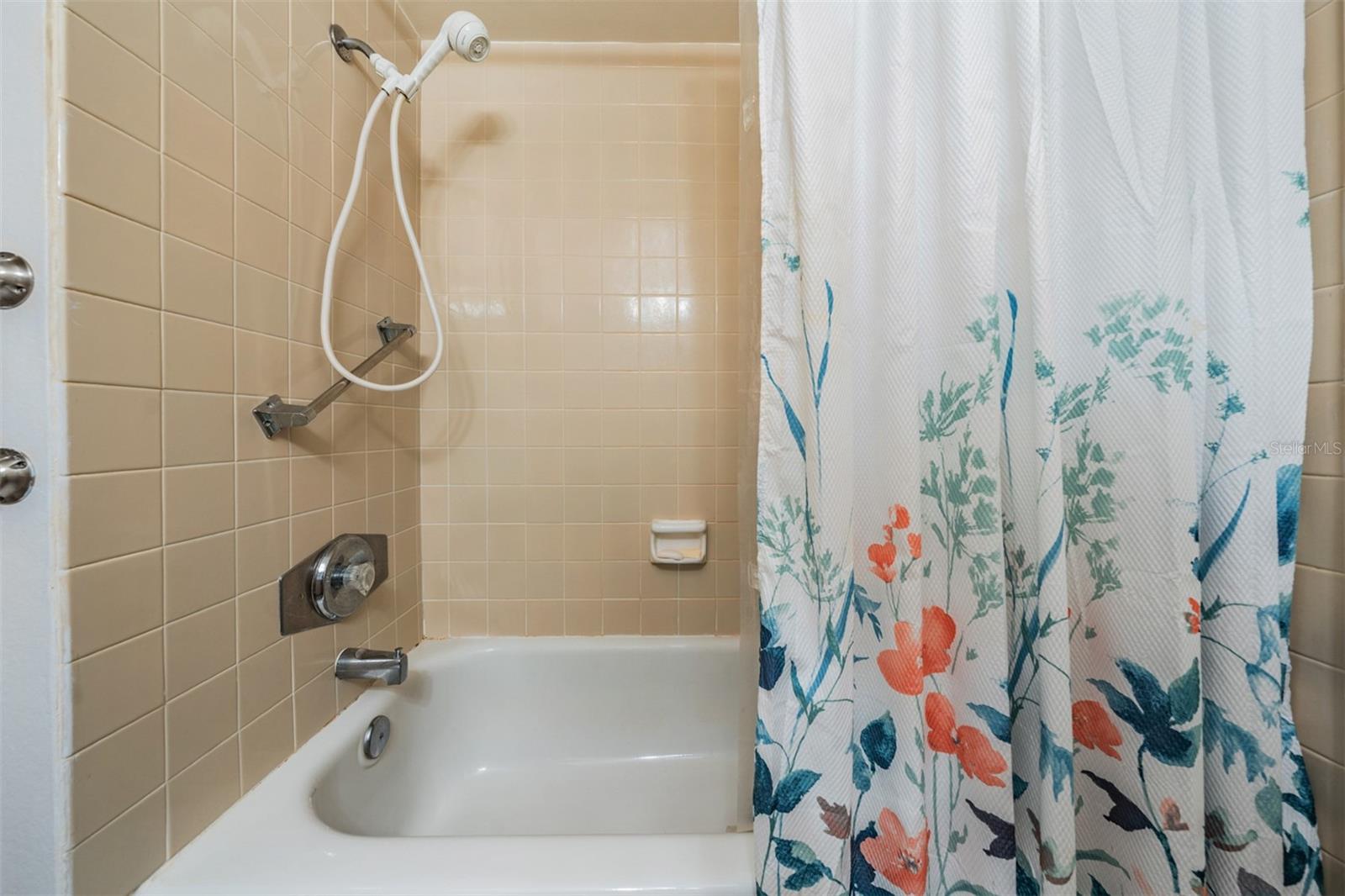 WINDRUSH BAY CONDO - Residential