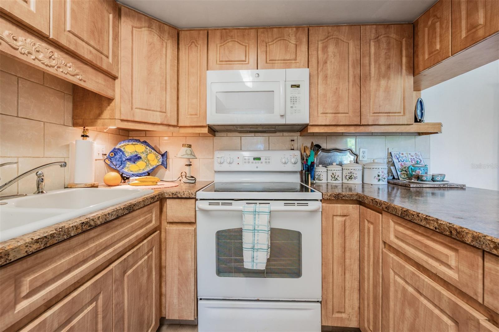 WINDRUSH BAY CONDO - Residential
