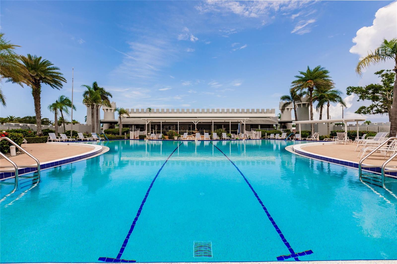 KINGS GATE CLUB MHP - Residential